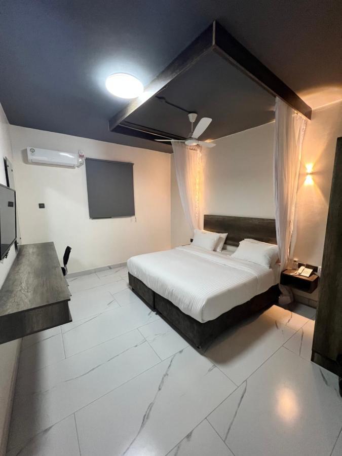 The Ivory Suites Mombasa Exterior foto